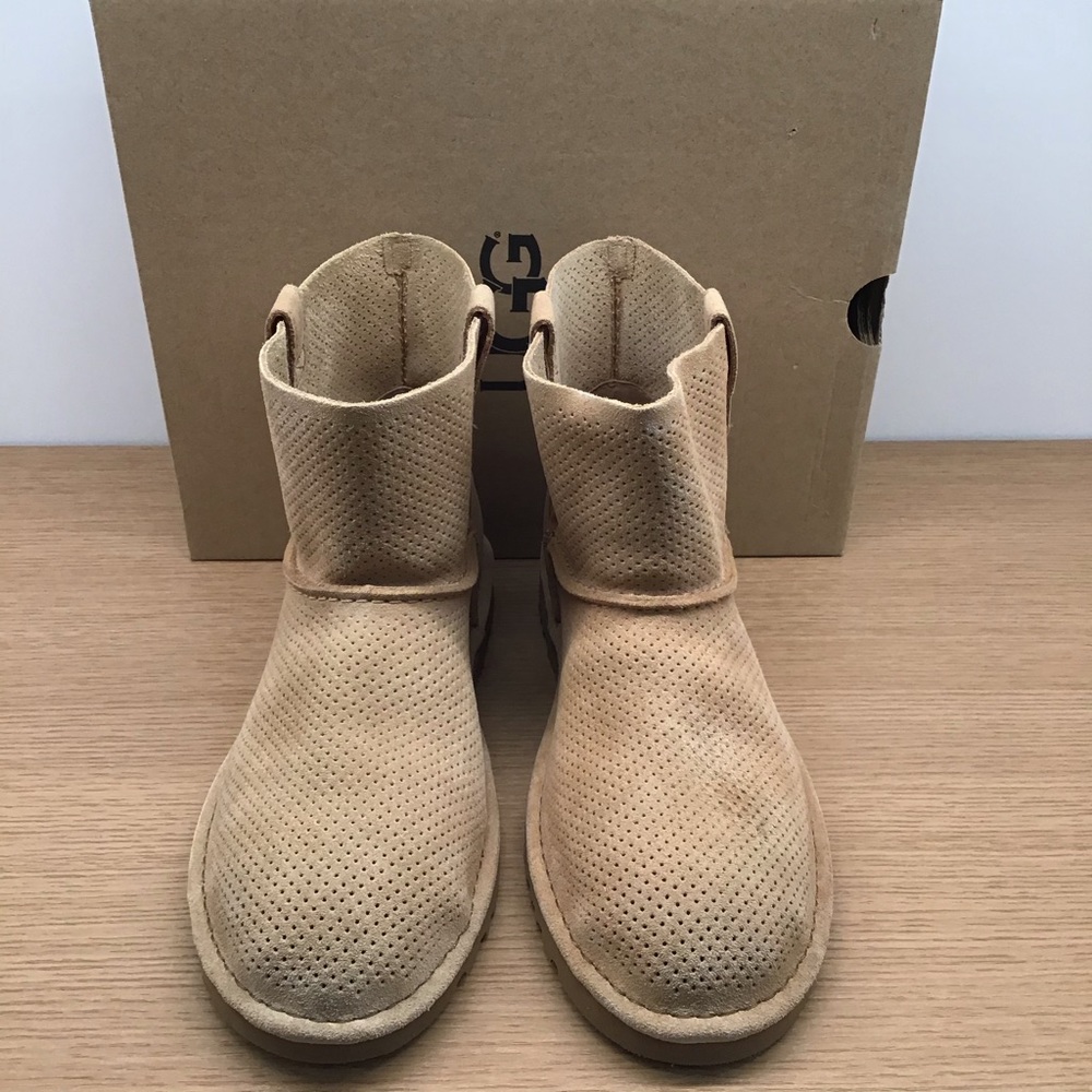 Ugg classic unlined mini perf